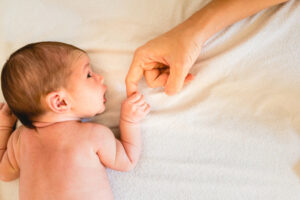 Νεογέννητο μωρό και ό,τι πρέπει να γνωρίζετε για τους πρώτους μήνες